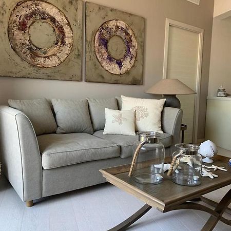 Charme House Serapo Apartment กาเอตา ภายนอก รูปภาพ