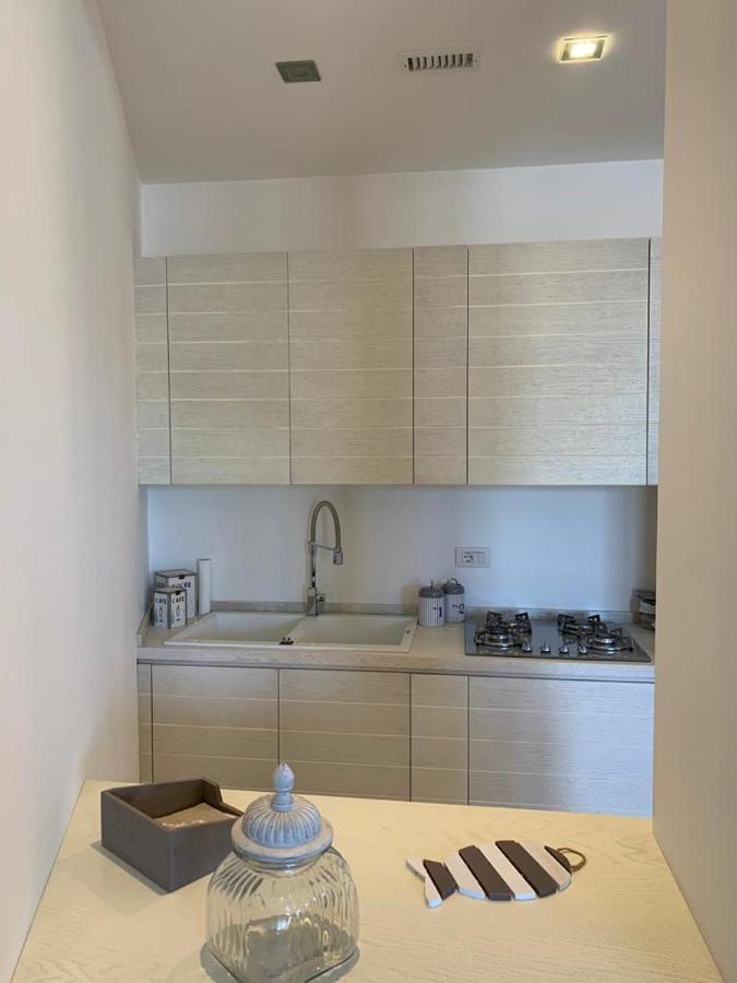 Charme House Serapo Apartment กาเอตา ภายนอก รูปภาพ